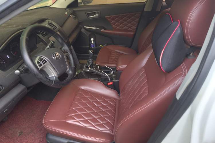 Used Lifan Auto 820 2015 1.8L Manual Luxury Model