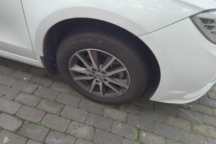 Used Lifan Auto 820 2015 1.8L Manual Luxury Model