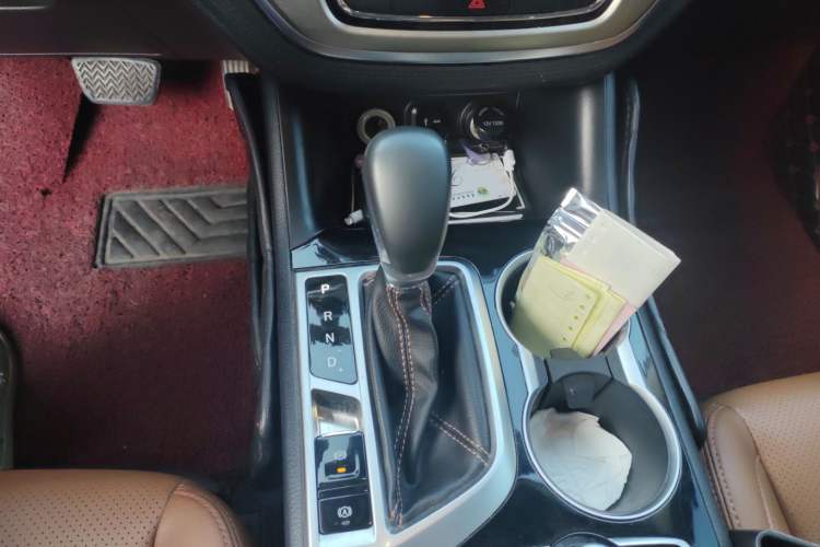 Used Changan CS95 2017 2.0T Two-Wheel Drive Zhitu Edition