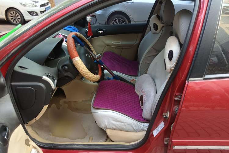 Used Peugeot 207 2010 Hatchback 1.4L Manual Prestige Edition Left Front Seat