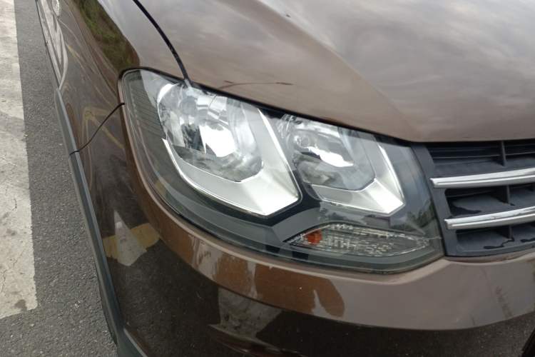 Used Dongfeng Fengon 360 2015 1.5L Manual Comfort 7-Seater China IV Standard
