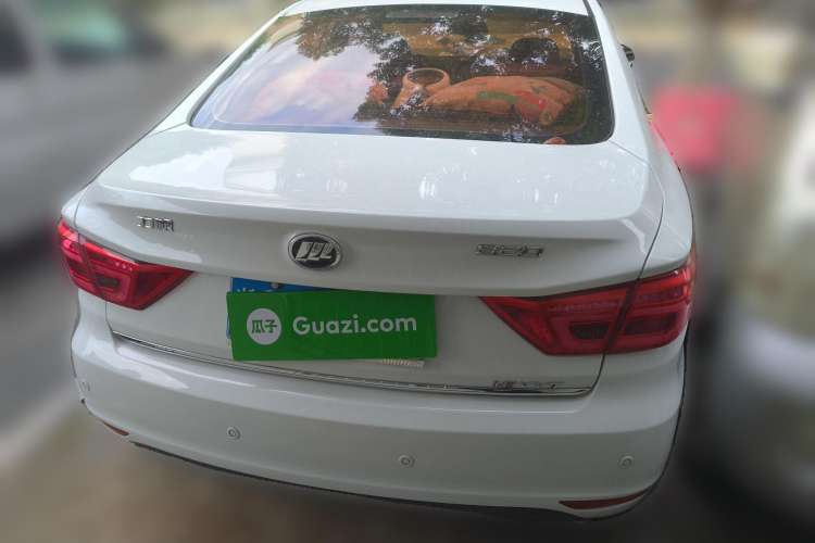 Used Lifan Auto 820 2015 1.8L Manual Luxury Model