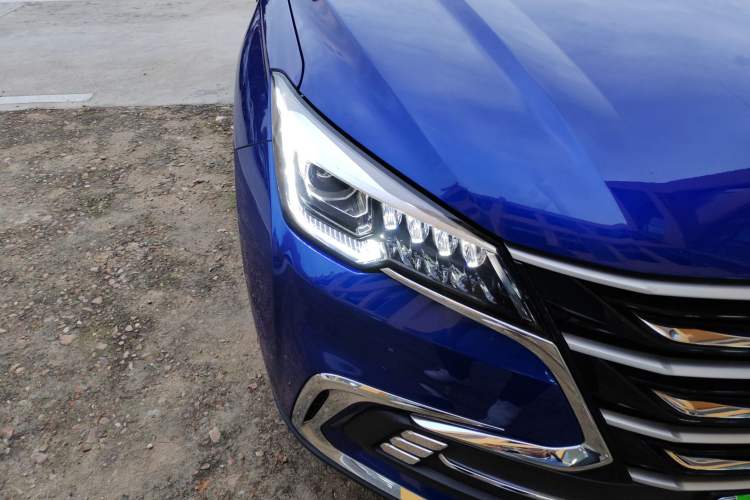 Used Changan CS85 COUPE 2019 1.5T DCT Luxury Version China VI Standard
