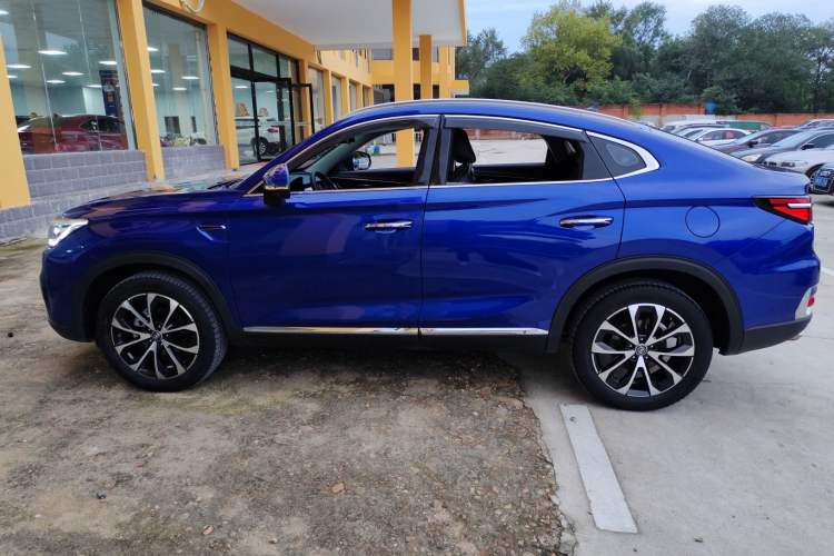 Used Changan CS85 COUPE 2019 1.5T DCT Luxury Version China VI Standard
