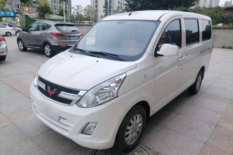 Used Wuling Rongguang V 2018 1.2L Standard Model