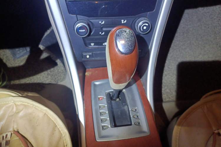 Used Roewe 550 2010 550 1.8L Automatic Expo Style Edition