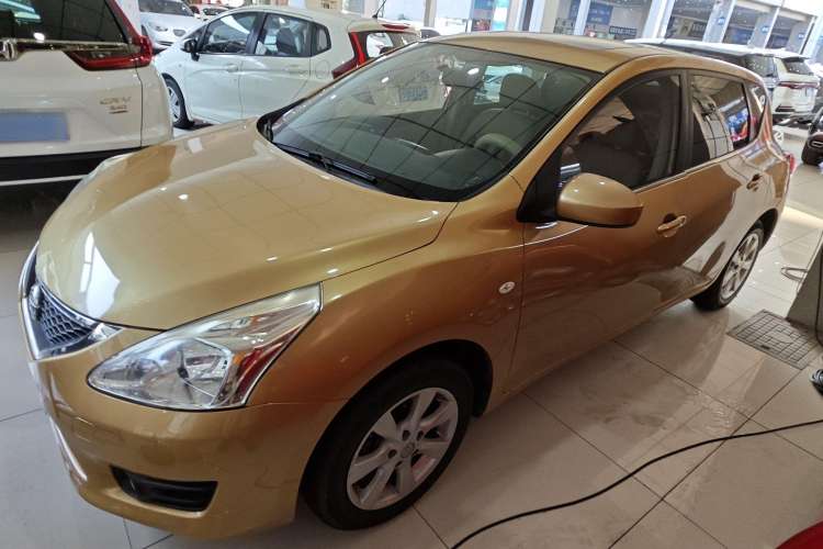 Used Nissan Tiida 2011 1.6L CVT Smart Version
