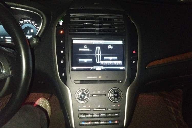 Used Lincoln MKC 2016 2.0T Four-Wheel Drive Prestige Edition
