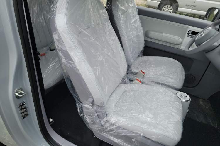 Used Wuling Air ev 2023 - Four Seats - Advanced Edition
