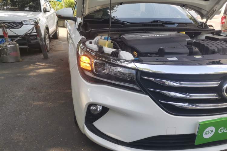 Used GAC Trumpchi GA4 2018 200T Automatic Luxury Edition Right Front Headlight