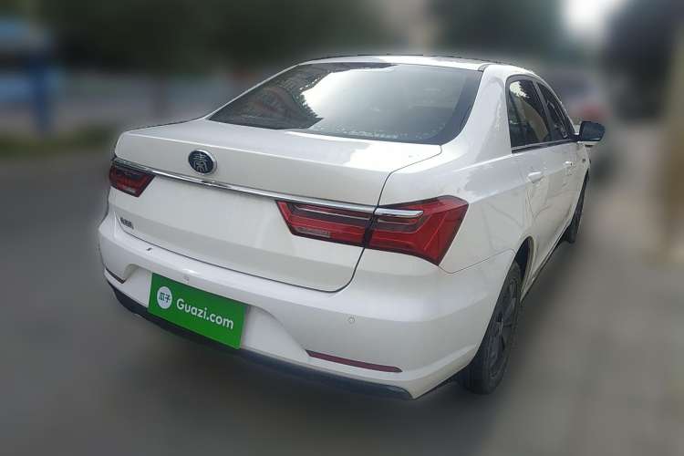 Used BYD Qin 2019 1.5L Automatic Prestige Model Rear Right 45 Deg