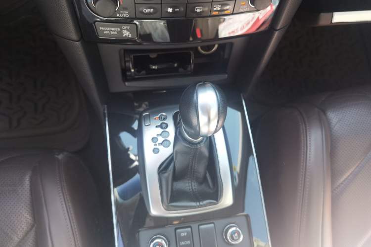 Used Infiniti FX 2010 FX35 Standard Edition
