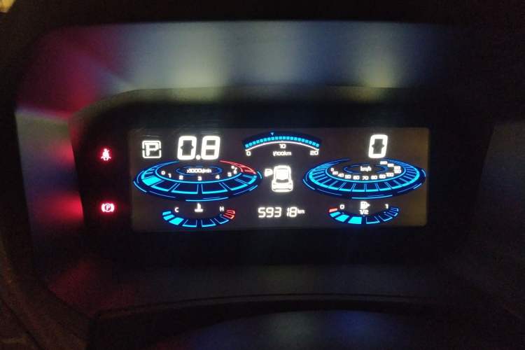 Used Venucia T60 2018 1.6L CVT Smart Edition (ISS) China VI
