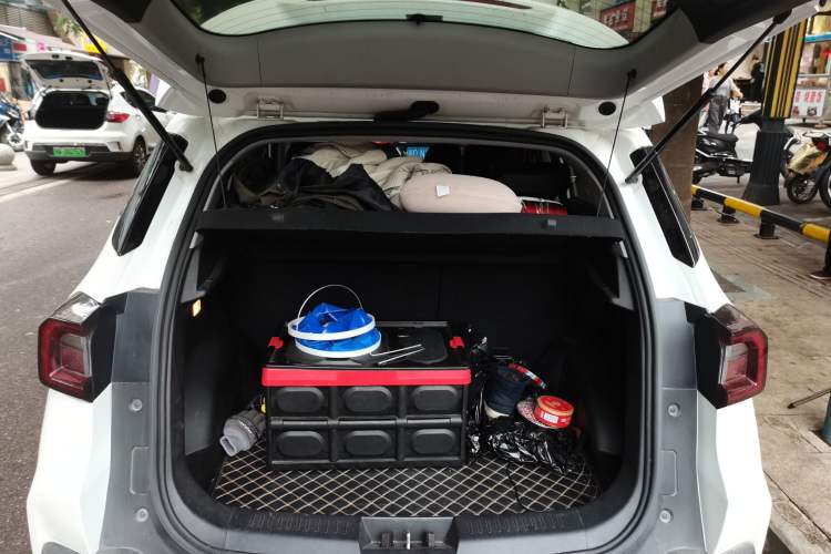 Used Cowin Xuanjie 2020 1.5L CVT Zhaо Trunk