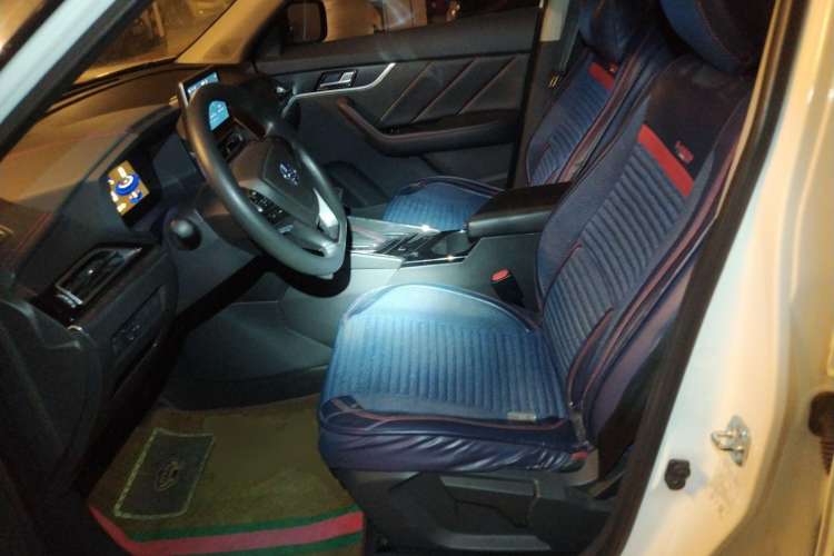 Used Venucia T60 2018 1.6L CVT Smart Edition (ISS) China VI
