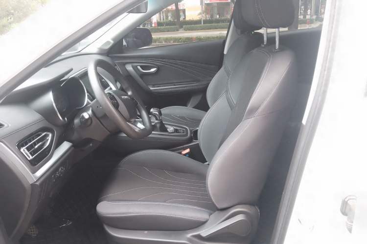 Used JETOUR X70M 2021 1.5T Manual Urban Partner 7-Seater