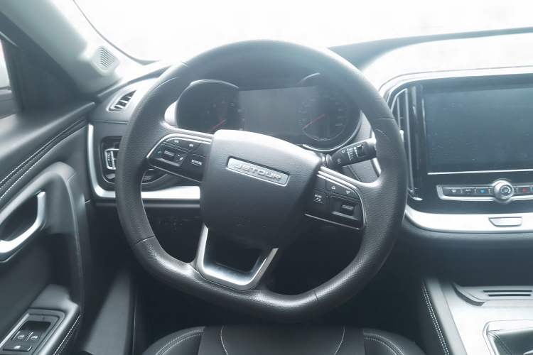 Used JETOUR X70M 2021 1.5T Manual Urban Partner 7-Seater