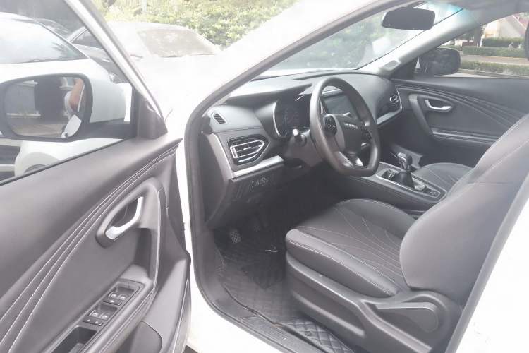 Used JETOUR X70M 2021 1.5T Manual Urban Partner 7-Seater