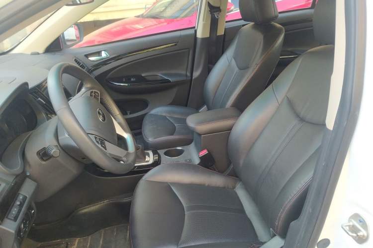 Used BYD e5 2016 300 Luxury Edition
