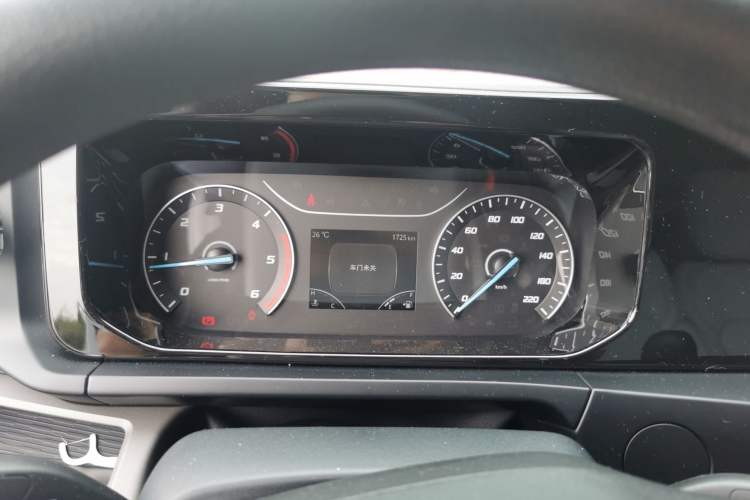 Used Ford Transit 2023 2.0T Diesel Manual Multifunction Commercial Vehicle Short Wheelbase Low Roof 5/6 Seats
