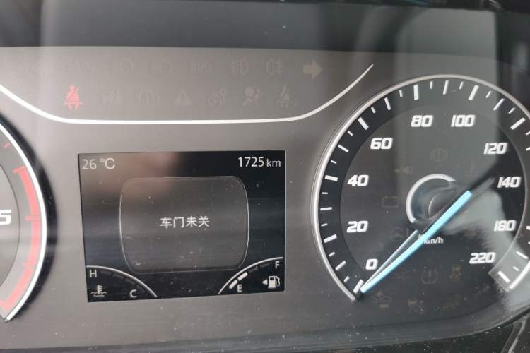 Used Ford Transit 2023 2.0T Diesel Manual Multifunction Commercial Vehicle Short Wheelbase Low Roof 5/6 Seats
