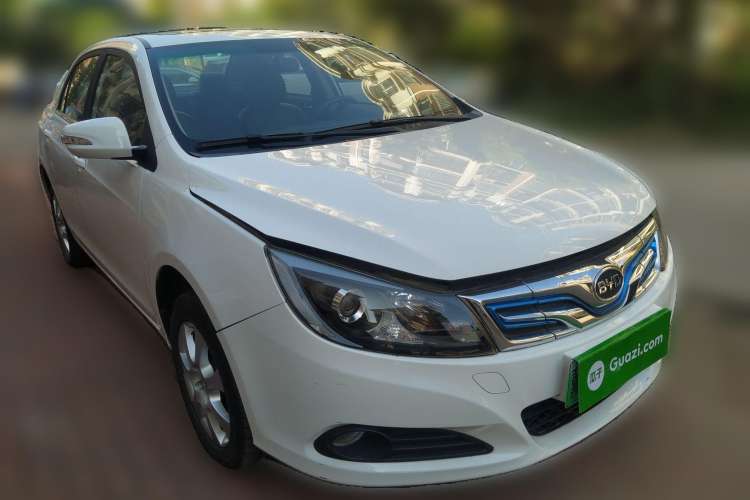 Used BYD e5 2016 300 Luxury Edition
