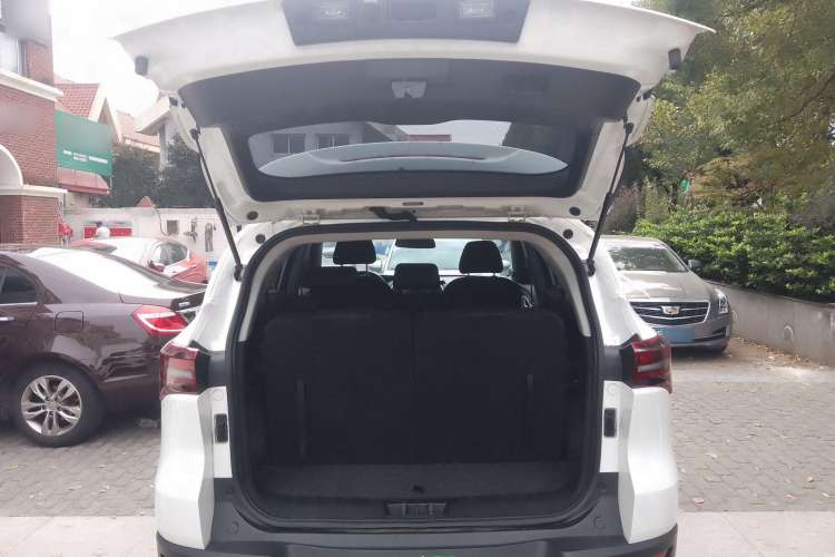 Used JETOUR X70M 2021 1.5T Manual Urban Partner 7-Seater