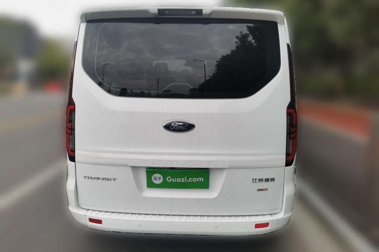 Used Ford Transit 2023 2.0T Diesel Manual Multifunction Commercial Vehicle Short Wheelbase Low Roof 5/6 Seats
