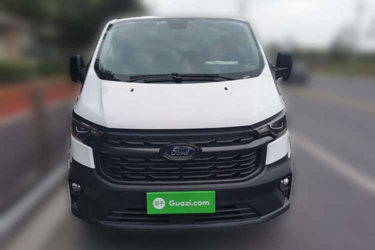 Used Ford Transit 2023 2.0T Diesel Manual Multifunction Commercial Vehicle Short Wheelbase Low Roof 5/6 Seats
