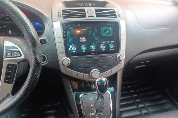 Used BYD S6 2014 2.4L Automatic Prestige 5-Seater