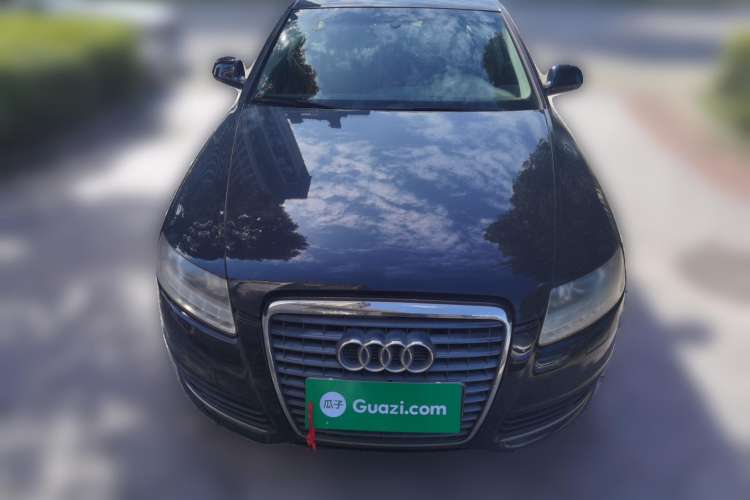 Used Audi A6L 2009 2.0 TFSI automatic standard version
