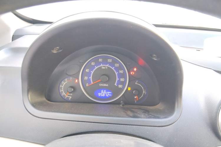 Used CHANGAN Benni mini 2012 1.0L Manual Fashion Edition China IV Standard
