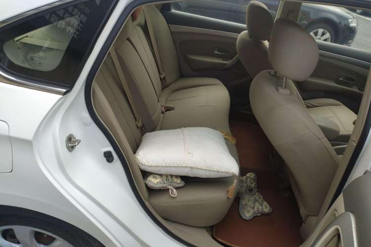 Used Dongfeng Aeolus A60 2014 1.5L Manual Elite Model
