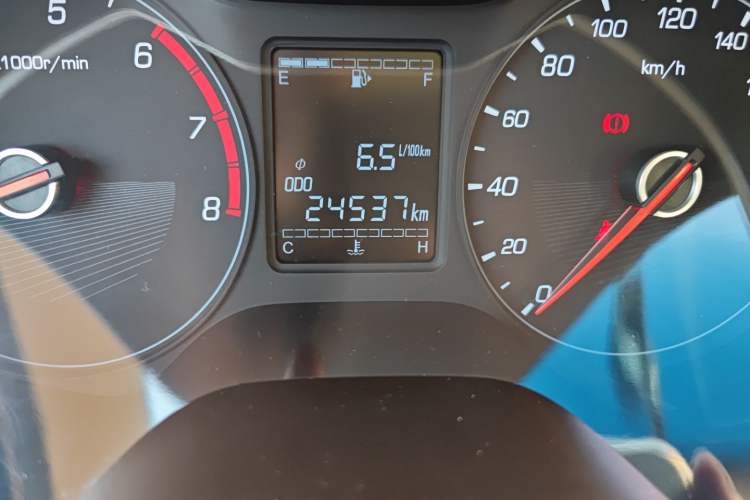 Used Baojun 310W 2017 1.5L Manual Comfort Version China V