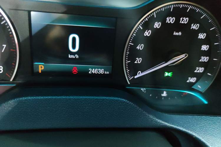 Used Buick Excelle GX 2018 18T Automatic Elite Model
