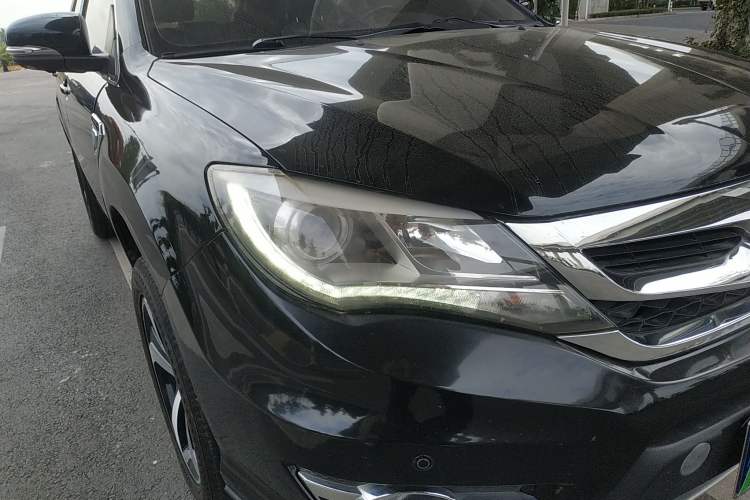 Used BYD S7 2015 2.0T Automatic Prestige Model