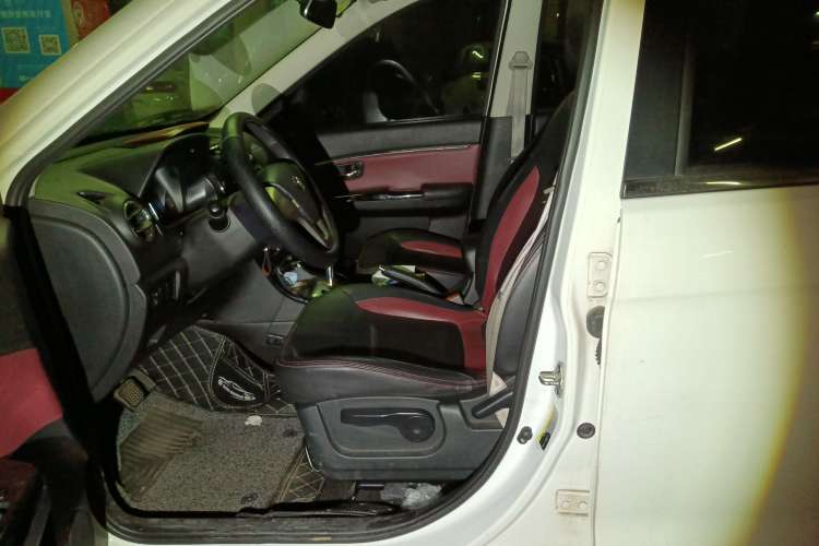 Used HYOSOW H2 2015 1.5L AMT Comfort Version BJ415C
