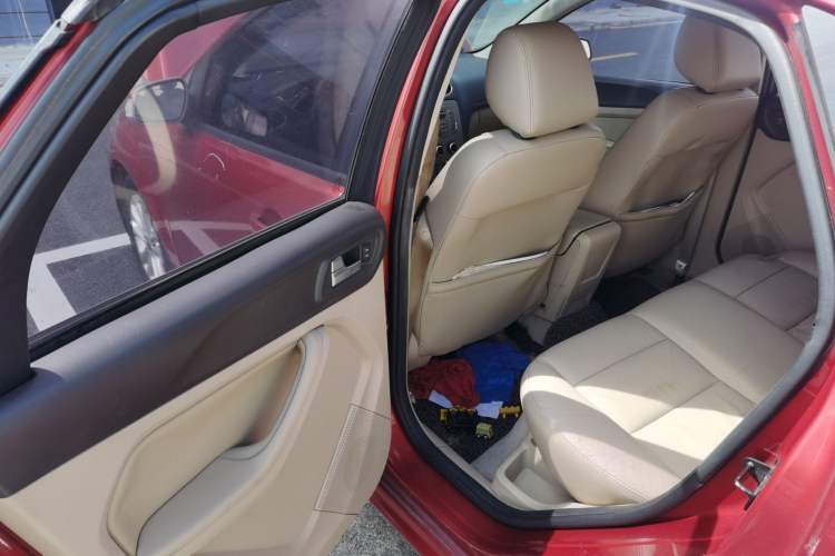 Used Ford Focus 2012 Hatchback Classic 1.8L Automatic Fashion Edition