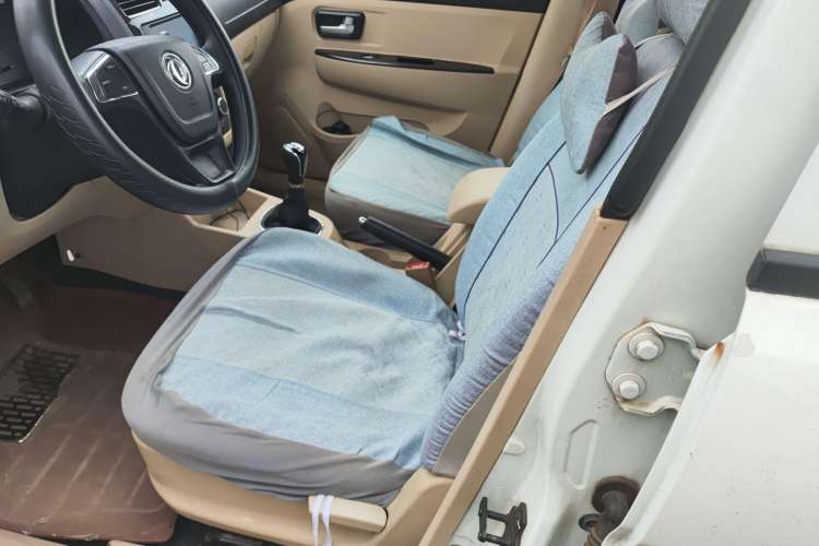 Used Dongfeng Fengon 360 2015 1.5L Manual Comfort II 7-Seater