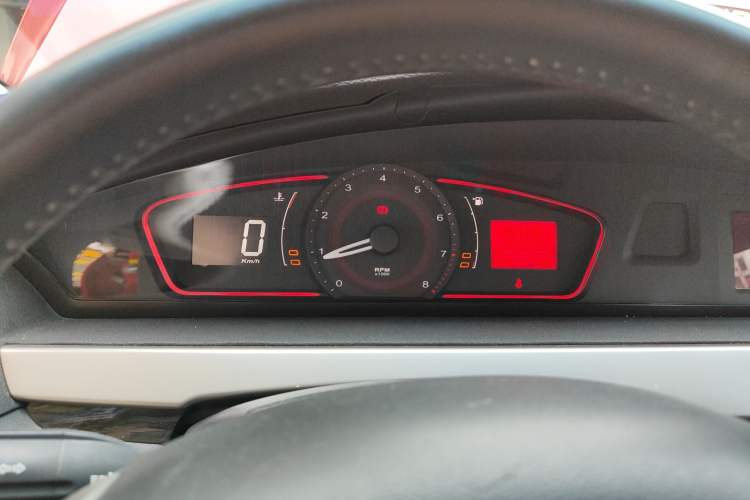 Used Roewe 550 2013 Classic Edition 550 1.8L Manual Luxury Model
