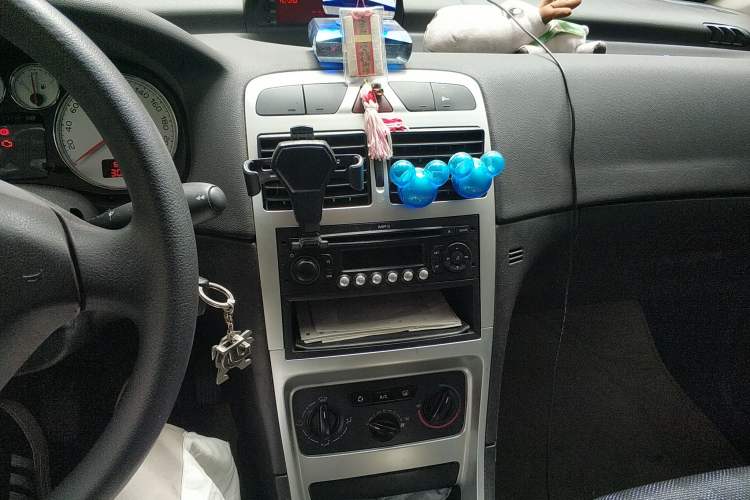 Used Peugeot 307 2010 Hatchback 1.6L Manual Comfort Edition