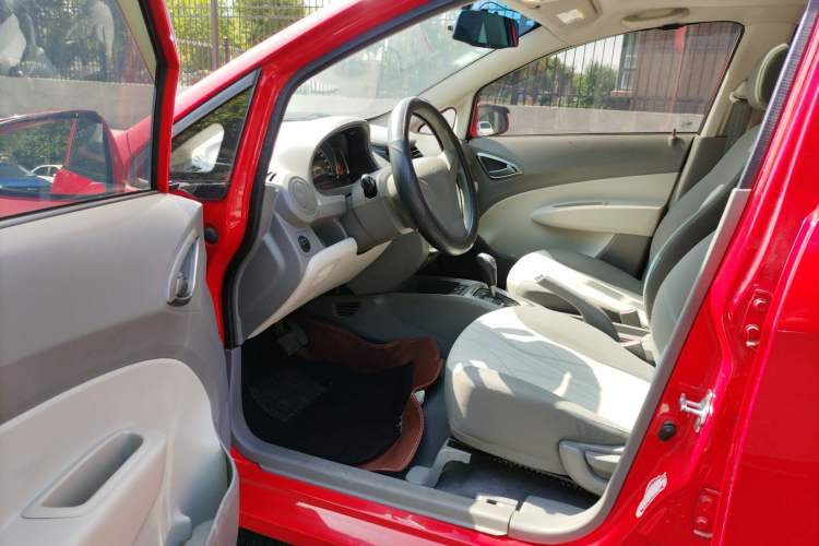 Used Chevrolet Sail 2013 Sedan 1.4L AMT Enjoy Edition
