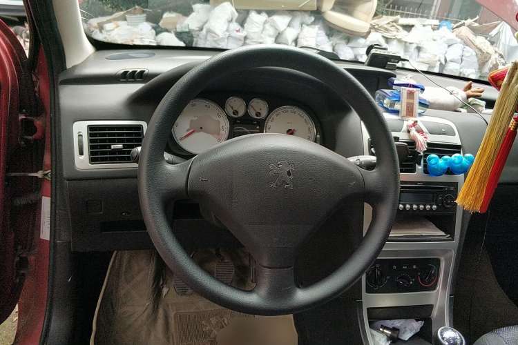 Used Peugeot 307 2010 Hatchback 1.6L Manual Comfort Edition