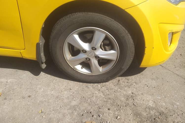 Used Hyundai Verna (older generation) 2011 Hatchback 1.4L Manual STYLE Model
