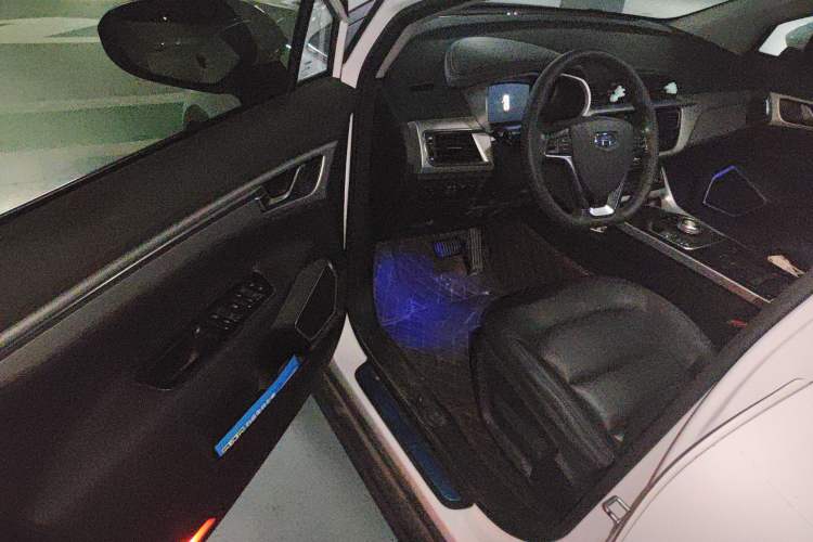 Used Geely Auto Emgrand GSe 2018 ZhenShang Model
