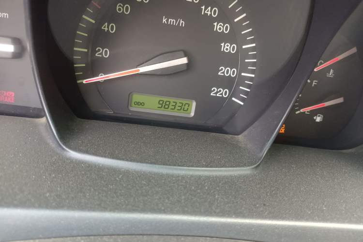 Used Kia 2008 European-style 1.6 MT GL Odometer Close Up