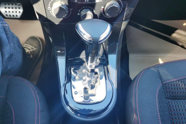 Used Citroen C-Quatre 2013 CROSS 1.6L Automatic Gear Lever