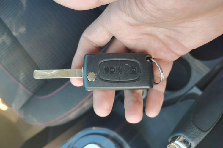 Used Citroen C-Quatre 2013 CROSS 1.6L Automatic Vehicle Key