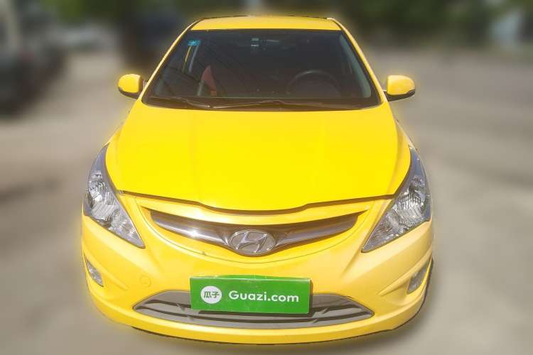 Used Hyundai Verna (older generation) 2011 Hatchback 1.4L Manual STYLE Model
