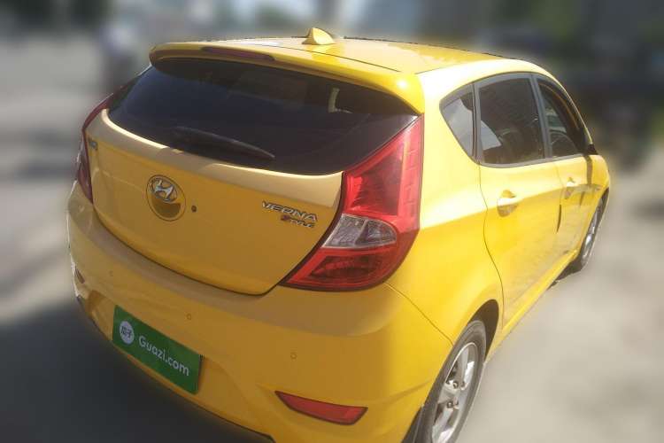 Used Hyundai Verna (older generation) 2011 Hatchback 1.4L Manual STYLE Model
